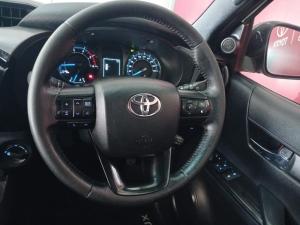 Toyota Hilux 2.8GD-6 Xtra cab 4x4 Legend manual - Image 11