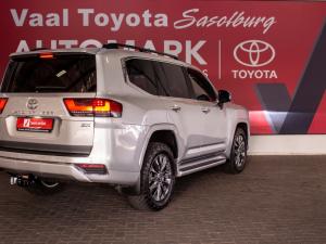 Toyota Land Cruiser 300 3.3D ZX - Image 4