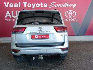 Toyota Land Cruiser 300 3.3D ZX - Image 5