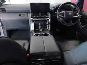 Toyota Land Cruiser 300 3.3D ZX - Image 8
