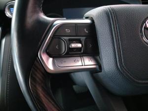 Toyota Land Cruiser 300 3.3D ZX - Image 9