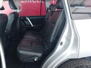 Toyota Land Cruiser Prado 3.0DT TX - Image 10