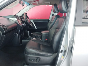 Toyota Land Cruiser Prado 3.0DT TX - Image 9