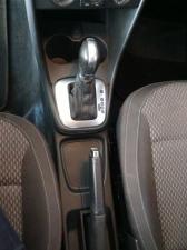 Volkswagen Polo sedan 1.6 Comfortline auto - Image 18
