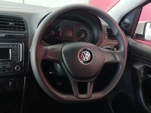 Volkswagen Polo sedan 1.6 Trendline - Image 11