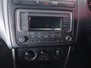 Volkswagen Polo sedan 1.6 Trendline - Image 15