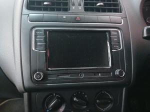 Volkswagen Polo Vivo hatch 1.4 Comfortline - Image 16