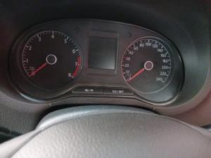 Volkswagen Polo Vivo hatch 1.4 Comfortline - Image 18