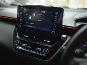 Toyota Corolla Cross 1.8 Hybrid GR-Sport - Image 21