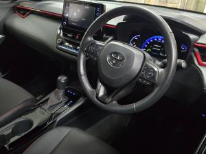 Toyota Corolla Cross 1.8 Hybrid GR-Sport - Image 8