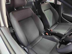 Volkswagen Polo Vivo hatch 1.4 - Image 8