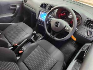 Volkswagen Polo Vivo hatch 1.4 - Image 9