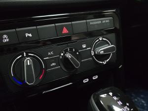 Volkswagen T-Cross 1.0TSI Life - Image 8