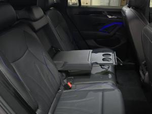 Volkswagen Tiguan 2.0TDI R-Line 4Motion - Image 11