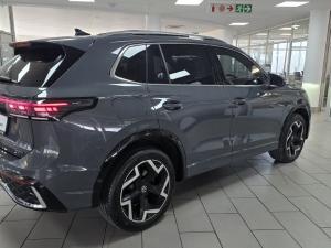 Volkswagen Tiguan 2.0TDI R-Line 4Motion - Image 8