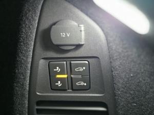 Volkswagen Touareg V6 TDI R-Line - Image 11