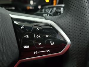 Volkswagen Touareg V6 TDI R-Line - Image 14