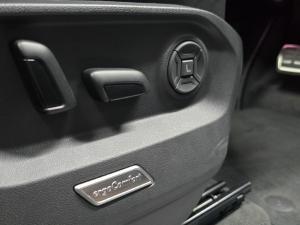 Volkswagen Touareg V6 TDI R-Line - Image 18