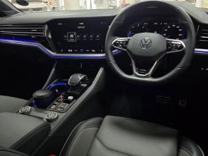 Volkswagen Touareg V6 TDI R-Line - Image 23