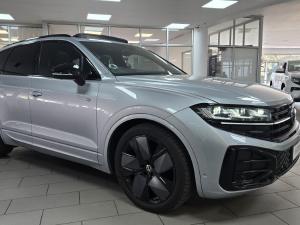 Volkswagen Touareg V6 TDI R-Line - Image 4