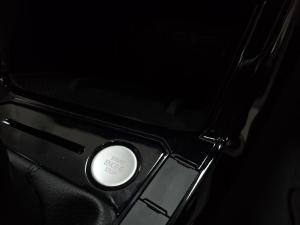 Volkswagen Polo sedan 1.0TSI Life - Image 11