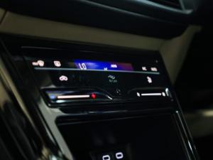 Volkswagen Polo sedan 1.0TSI Life - Image 24