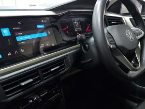 Volkswagen Polo sedan 1.0TSI Life - Image 6