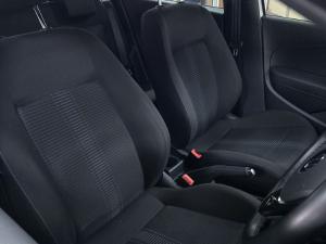 Volkswagen Polo Vivo hatch 1.0TSI GT - Image 9