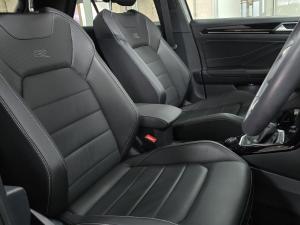 Volkswagen T-Roc 2.0TSI 4Motion R-Line - Image 10