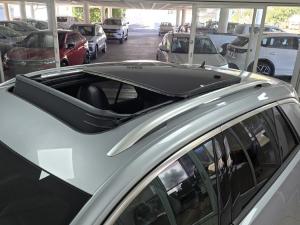Volkswagen T-Roc 2.0TSI 4Motion R-Line - Image 5
