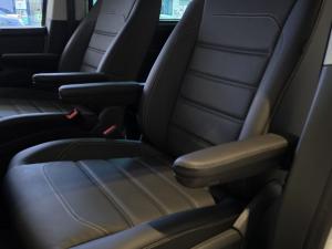 Volkswagen Caravelle 2.0BiTDI Highline 4Motion - Image 10