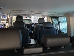 Volkswagen Caravelle 2.0BiTDI Highline 4Motion - Image 13