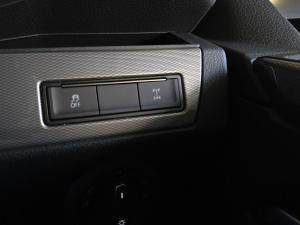 Volkswagen Caravelle 2.0BiTDI Highline 4Motion - Image 18
