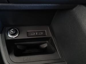 Volkswagen Caravelle 2.0BiTDI Highline 4Motion - Image 27