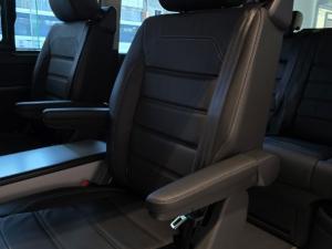 Volkswagen Caravelle 2.0BiTDI Highline 4Motion - Image 3