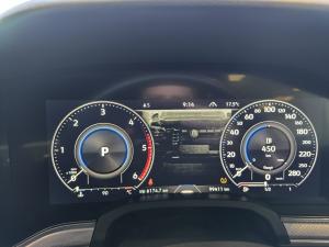 Volkswagen Touareg V6 TDI Executive R-Line - Image 12