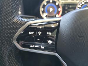 Volkswagen Touareg V6 TDI Executive R-Line - Image 19