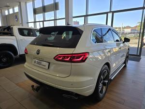 Volkswagen Touareg V6 TDI Executive R-Line - Image 2