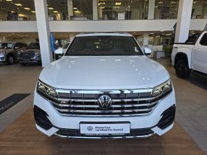 Volkswagen Touareg V6 TDI Executive R-Line - Image 3
