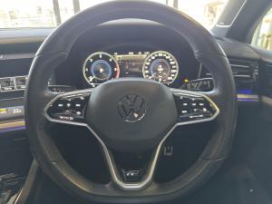 Volkswagen Touareg V6 TDI Executive R-Line - Image 6