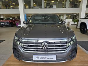 Volkswagen Touareg V6 TDI Executive R-Line - Image 4