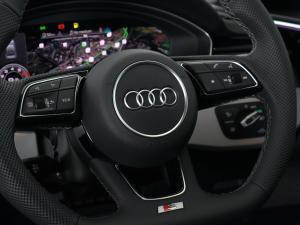 Audi A4 40TFSI Black Edition - Image 19