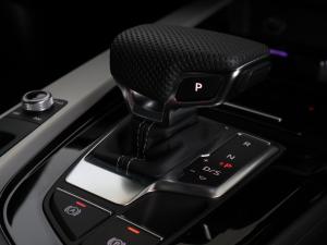 Audi A4 40TFSI Black Edition - Image 24