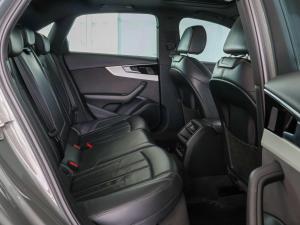 Audi A4 40TFSI S line - Image 15