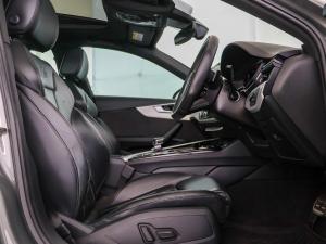 Audi A4 40TFSI S line - Image 16
