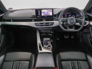 Audi A4 40TFSI S line - Image 17