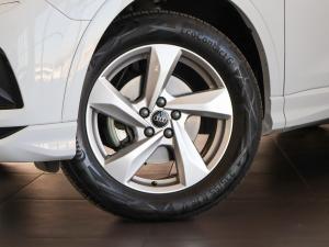 Audi Q3 35TFSI Advanced - Image 3