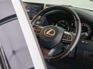 Lexus LX 450d - Image 17
