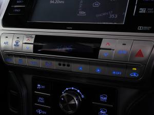 Toyota Land Cruiser Prado 3.0DT VX-L - Image 18