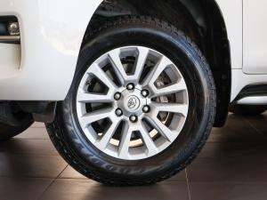 Toyota Land Cruiser Prado 3.0DT VX-L - Image 3